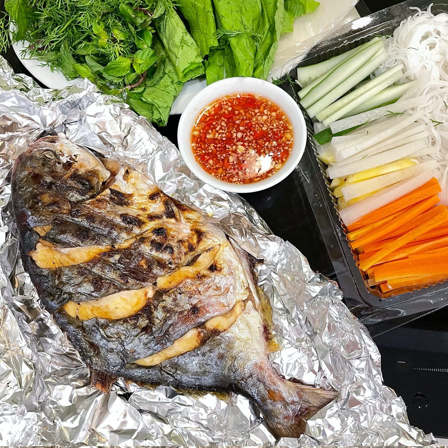  Cá Chim Biển Nướng Mọi 