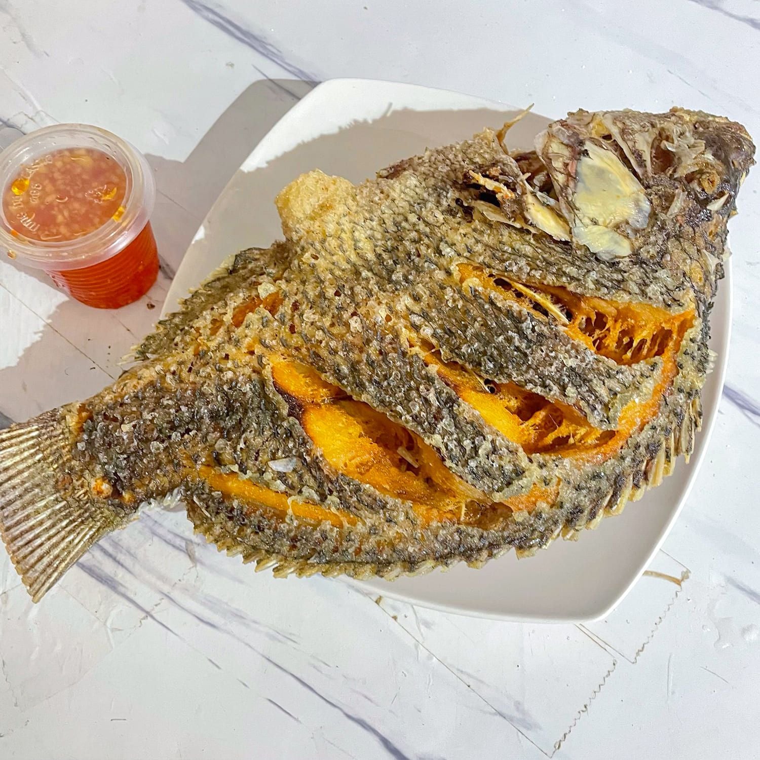  Cá Rô Biển Chiên Giòn 