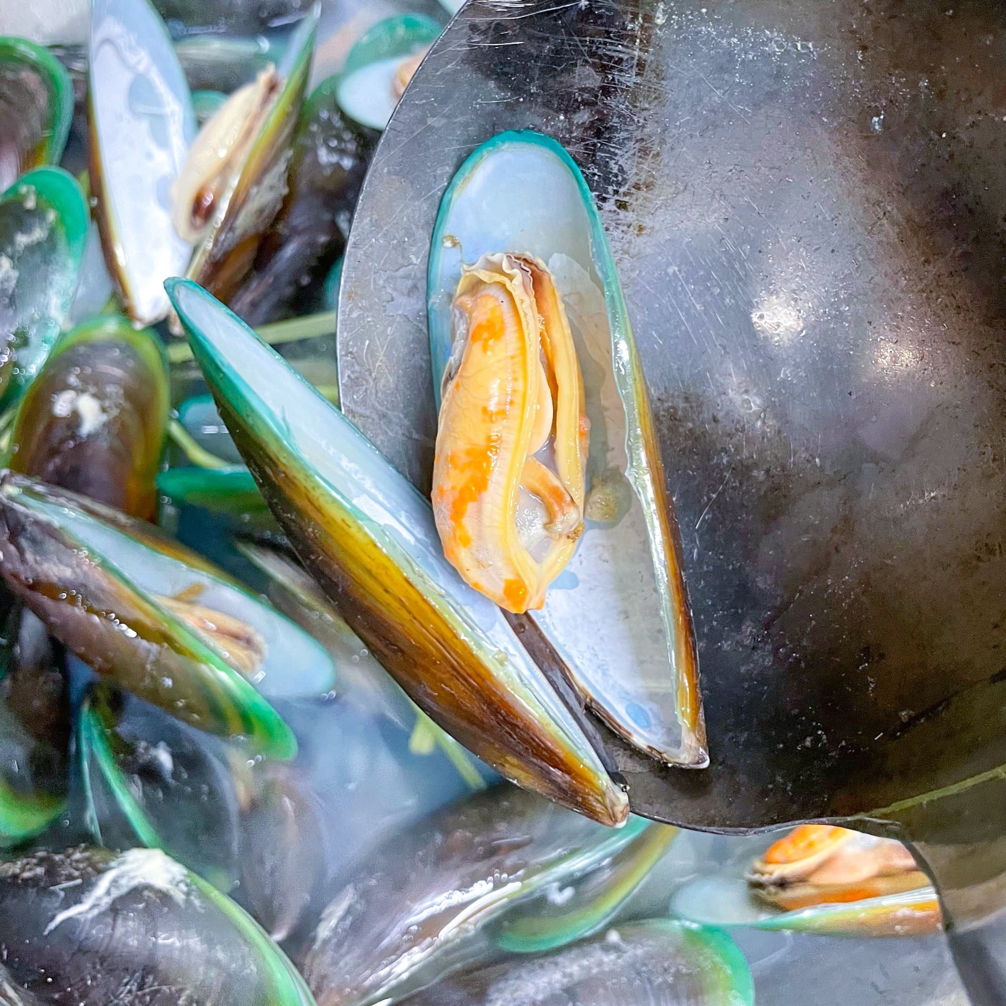  Vẹm Xanh Hấp Sả 