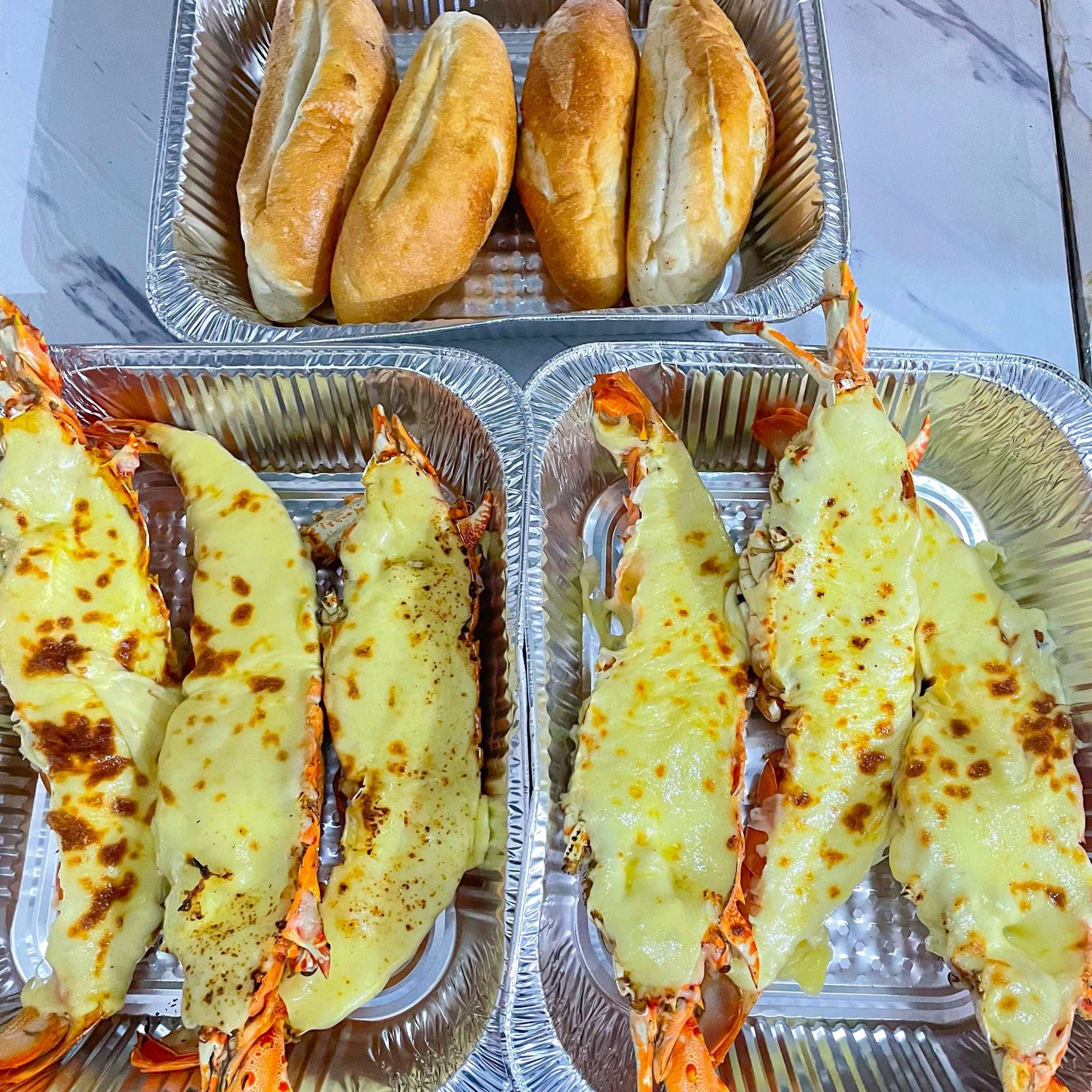  Tôm Hùm Bông (Size 700 - 900g) Nướng Phô Mai 