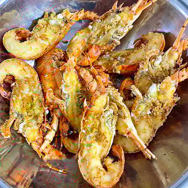 tom hum xanh size 400 800g chay toi