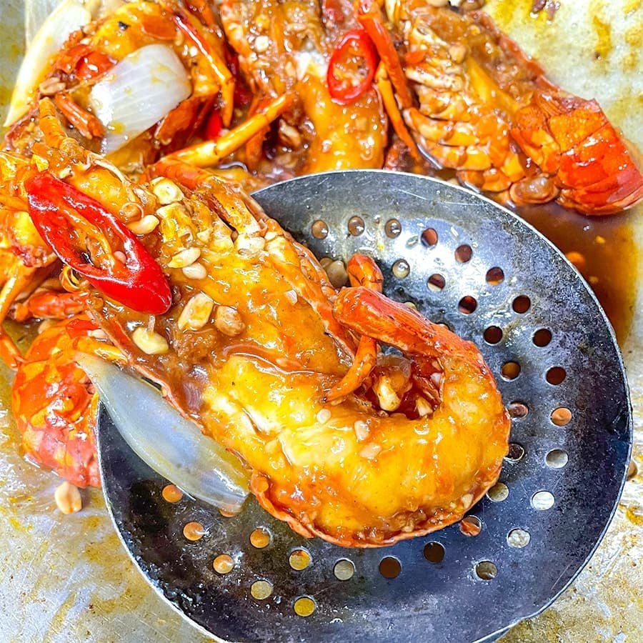  Tôm Hùm Xanh (Size 400 - 800g) Rang Me 