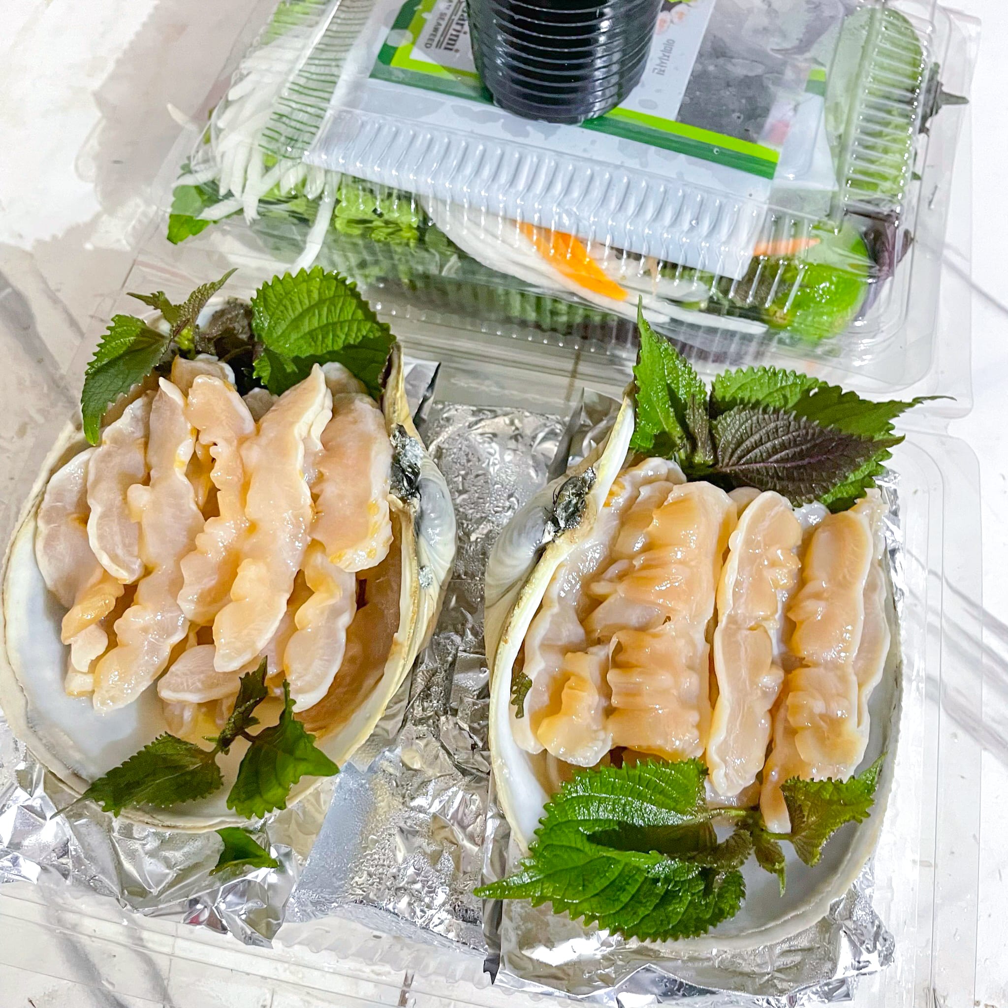 sashimi oc voi voi den