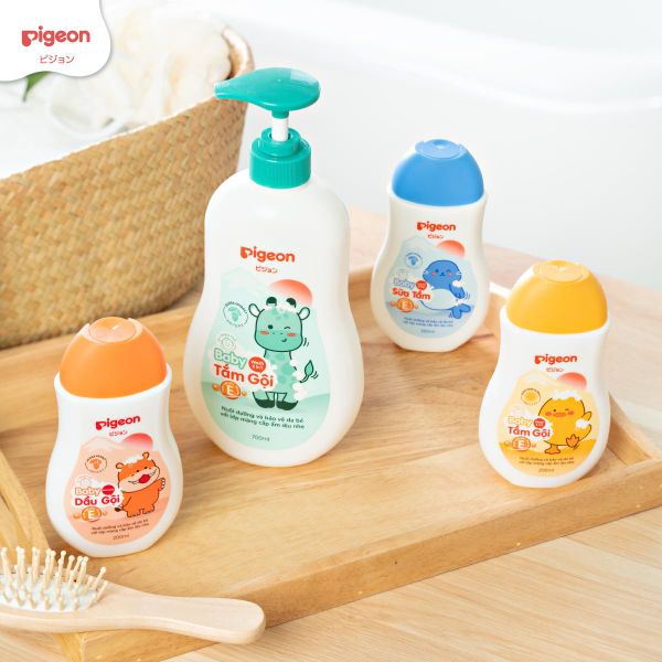 Sữa Tắm Gội Pigeon Jojoba / Hoa Hướng Dương / Sakura 200ml - Bao bì mới