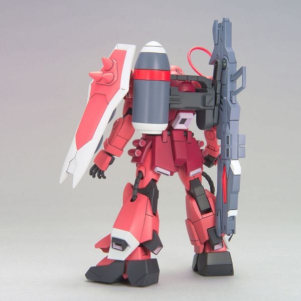 HG SEED 1/144 GUNNER ZAKU WARRIOR - LUNAMARIA HAWKE CUSTOM