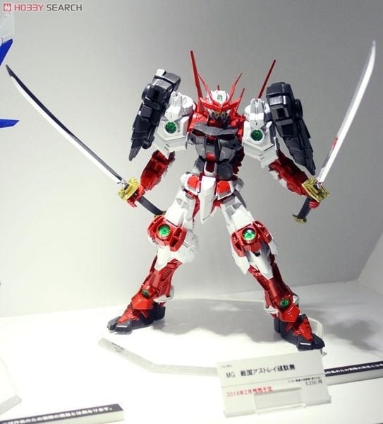 MG 1/100 Sengoku Astray Gundam