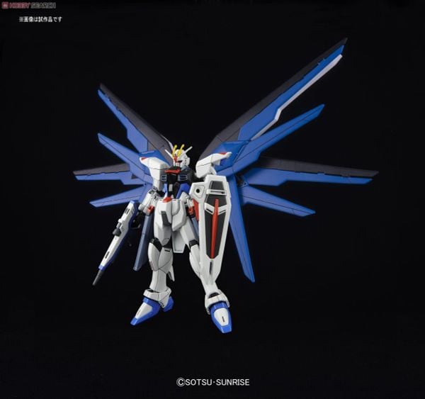 HG CE 1/144 FREEDOM GUNDAM