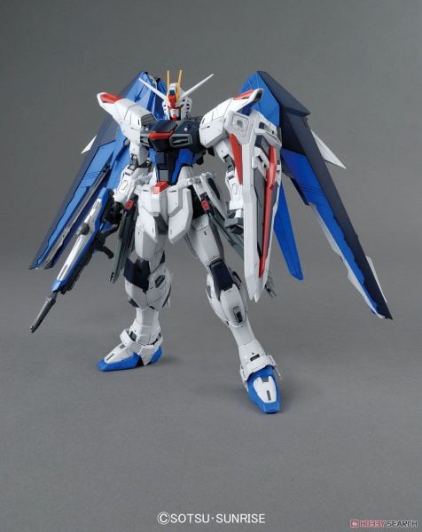 MG 1/100 FREEDOM GUNDAM VER 2.0