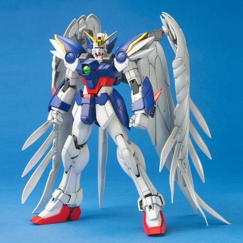 MG 1/100 WING GUNDAM ZERO CUSTOM