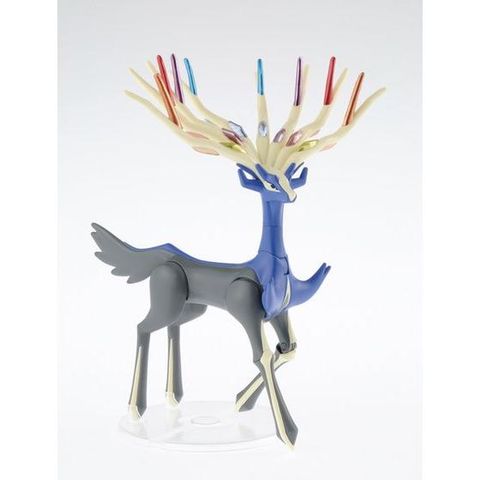 Pokemon Plastic Model Collection Select Series Xerneas