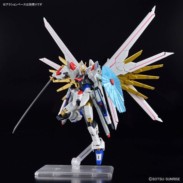 HG CE 1/144 MIGHTY STRIKE FREEDOM GUNDAM