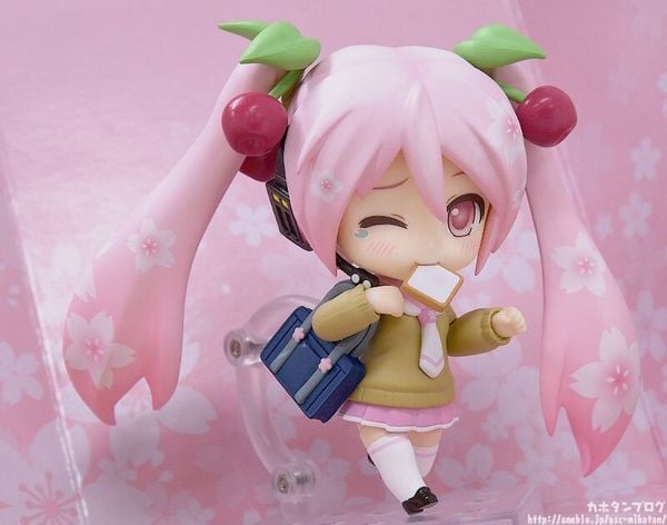 GSC - Nendoroid - Sakura Miku - Sailor Uniform Ver - Good Smile Kuji 2024 Prize B