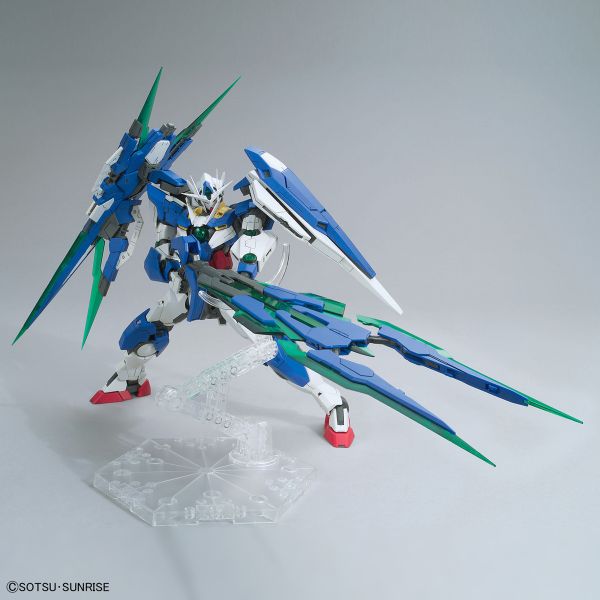 MG 1/100 00 QanT Full Saber
