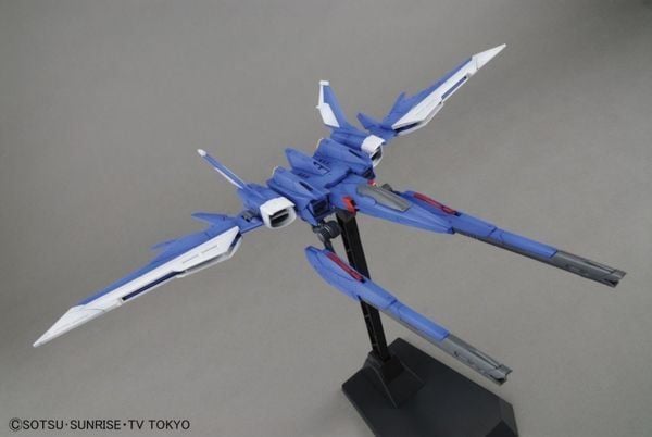 [Pre-order / Đặt trước] MG 1/100 BUILD STRIKE GUNDAM FULL PACKAGE