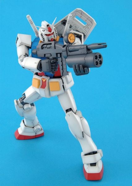 MG 1/100 RX-78-2 Gundam Ver. 2.0 - LIB Gunpla