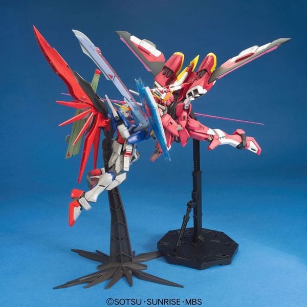MG 1/100 ZGMF-X19A Infinite Justice Gundam