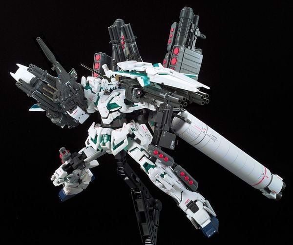 RG 1/144 Full Armor Unicorn Gundam