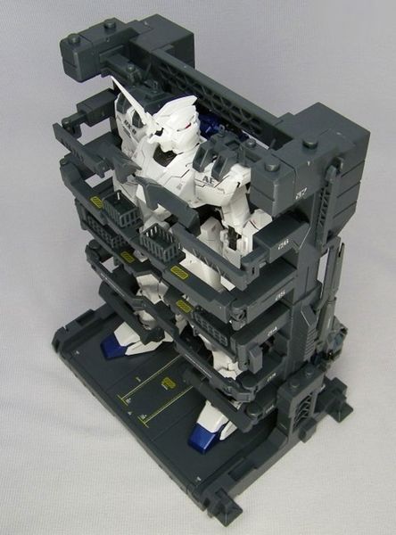 MG 1/100 UNICORN GUNDAM SCREEN IMAGE SPECIAL