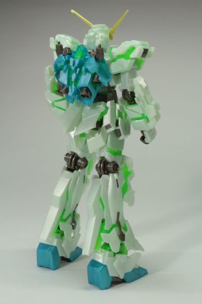 HGUC 1/144 RX-0 Unicorn Gundam + 1/48 Head Display Base The Final Battle ver