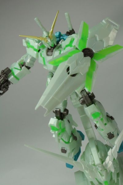 HGUC 1/144 RX-0 Unicorn Gundam + 1/48 Head Display Base The Final Battle ver
