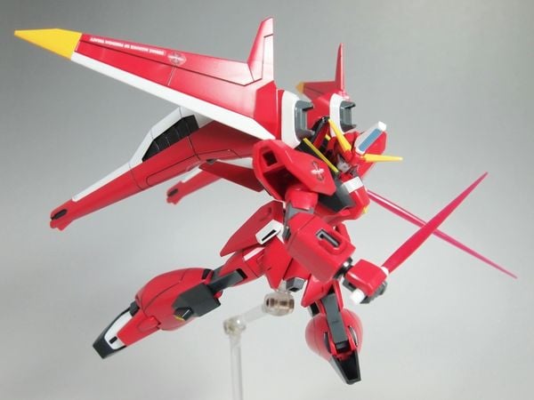 HG SEED 1/144 SAVIOUR GUNDAM