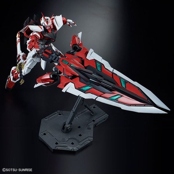 PG 1/60 GUNDAM ASTRAY RED FRAME KAI