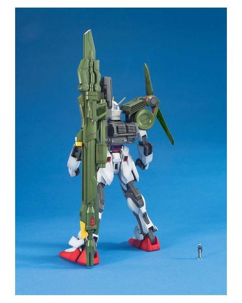 MG 1/100 STRIKE GUNDAM LAUNCHER / SWORD