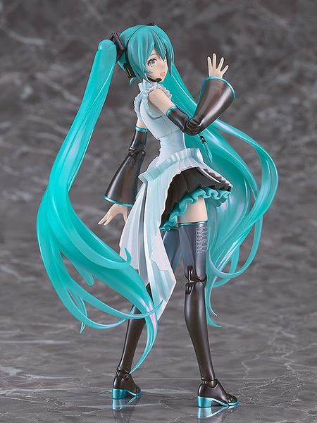 [Pre-Order / Đặt trước] PLAMATEA Hatsune Miku: Happy 16th Birthday Ver.