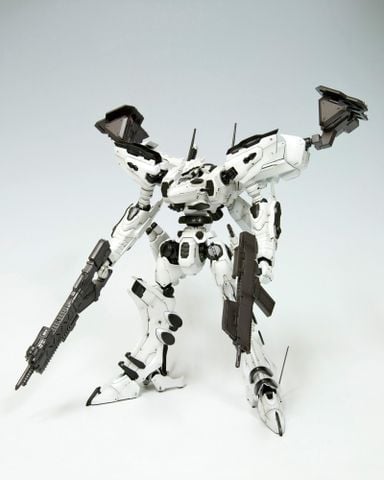 Kotobukiya - Armored Core VI Variable Infinity - 1/72 White Glint