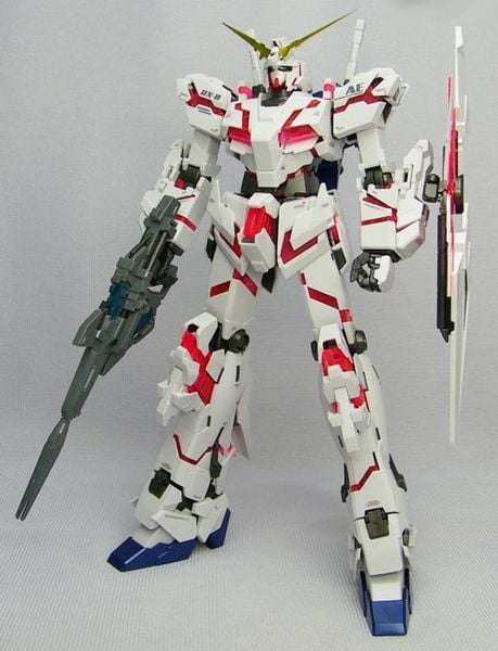 MG 1/100 UNICORN GUNDAM SCREEN IMAGE SPECIAL