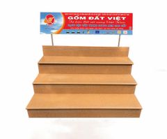 BẬC CẦU THANG MEN COTTO VÀNG CHẤM BI TRẮNG