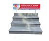 BẬC CẦU THANG MEN COTTO XÁM CHẤM BI TRẮNG