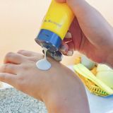  Chống Nắng Sun Lotion Factor 25 [DR.BAUMANN] 
