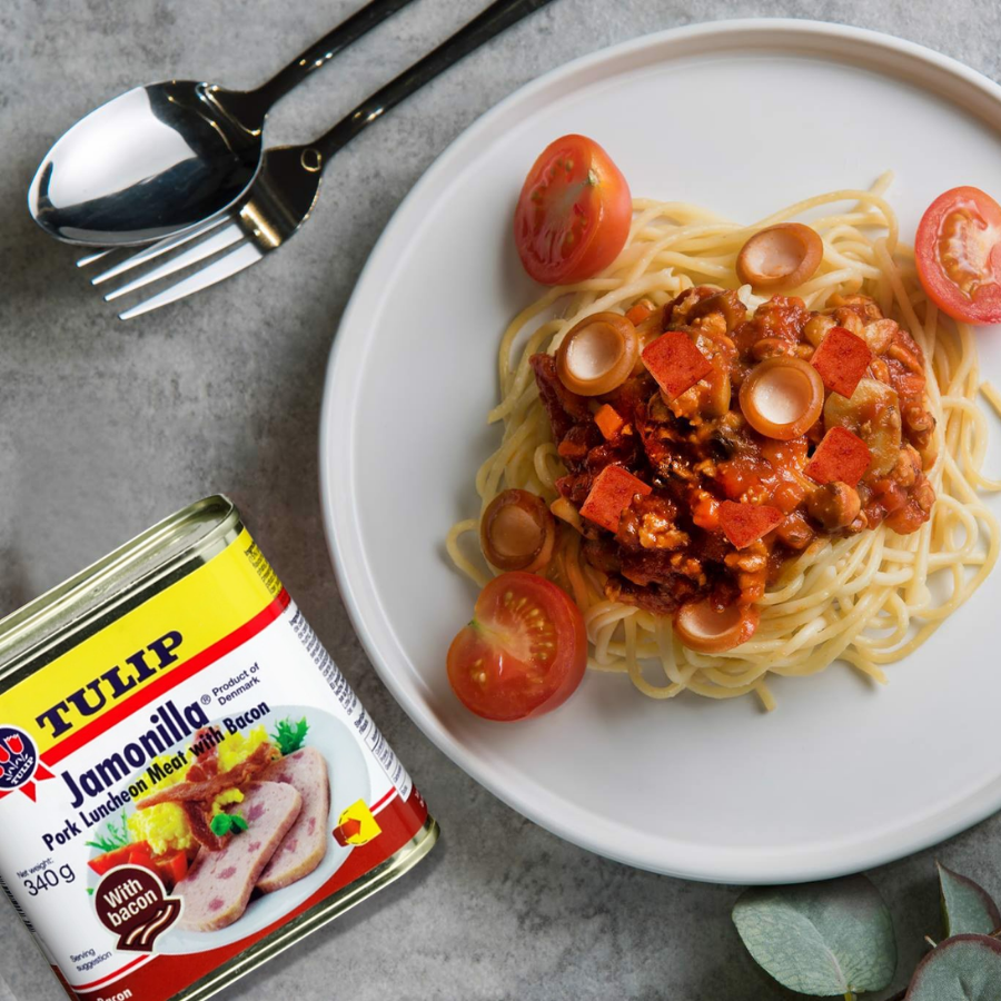 Thịt heo hộp Tulip Jamonilla Pork Luncheon Meat With Bacon 340g