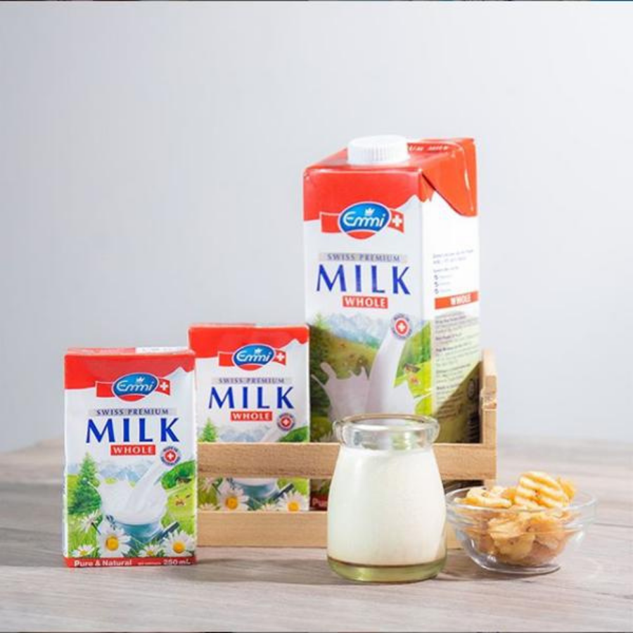 Sữa tươi tiệt trùng nguyên kem Emmi Swiss Premium Milk Whole 250ml