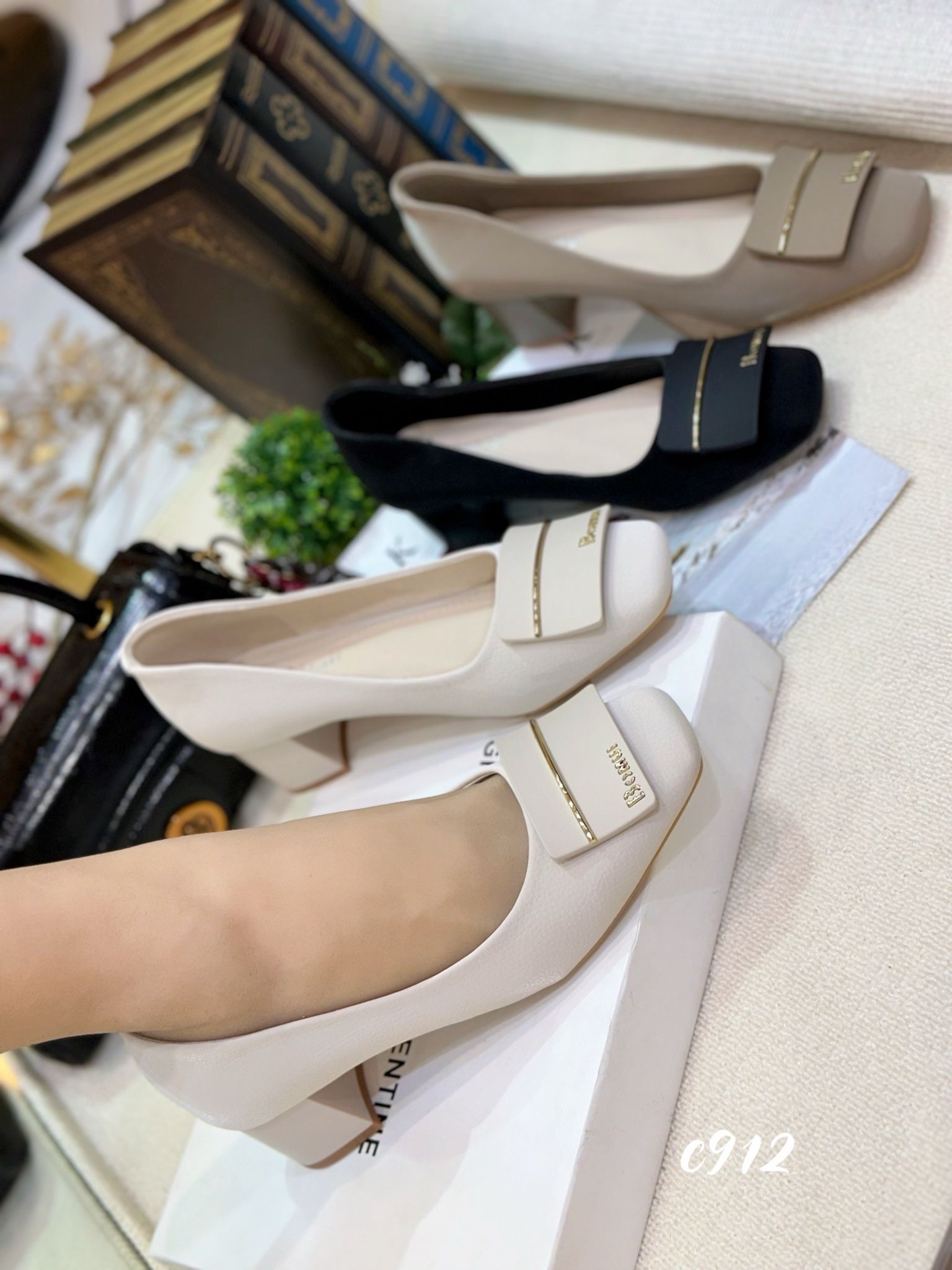 Cao gót vuông mũi trònC912