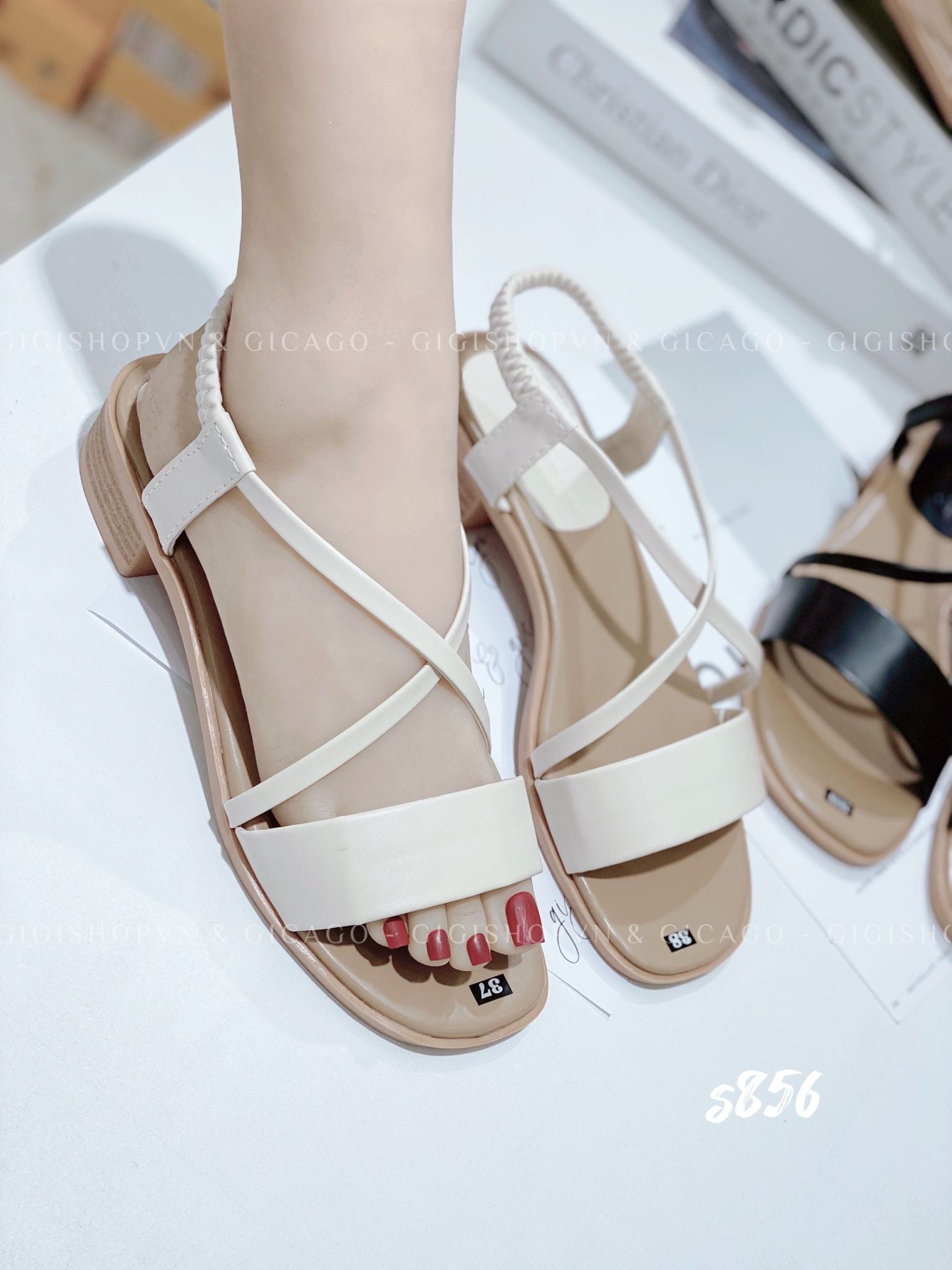 Sandal bệt quai ngang chéo S856