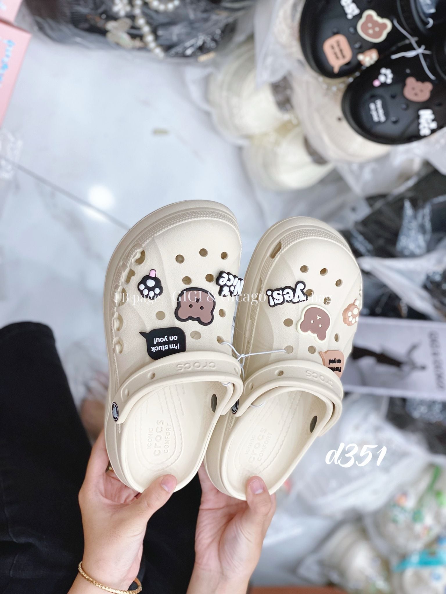 Sục bánh mì nhựa D351