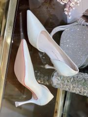 Cao gót nhọn hở eo nhũ C695