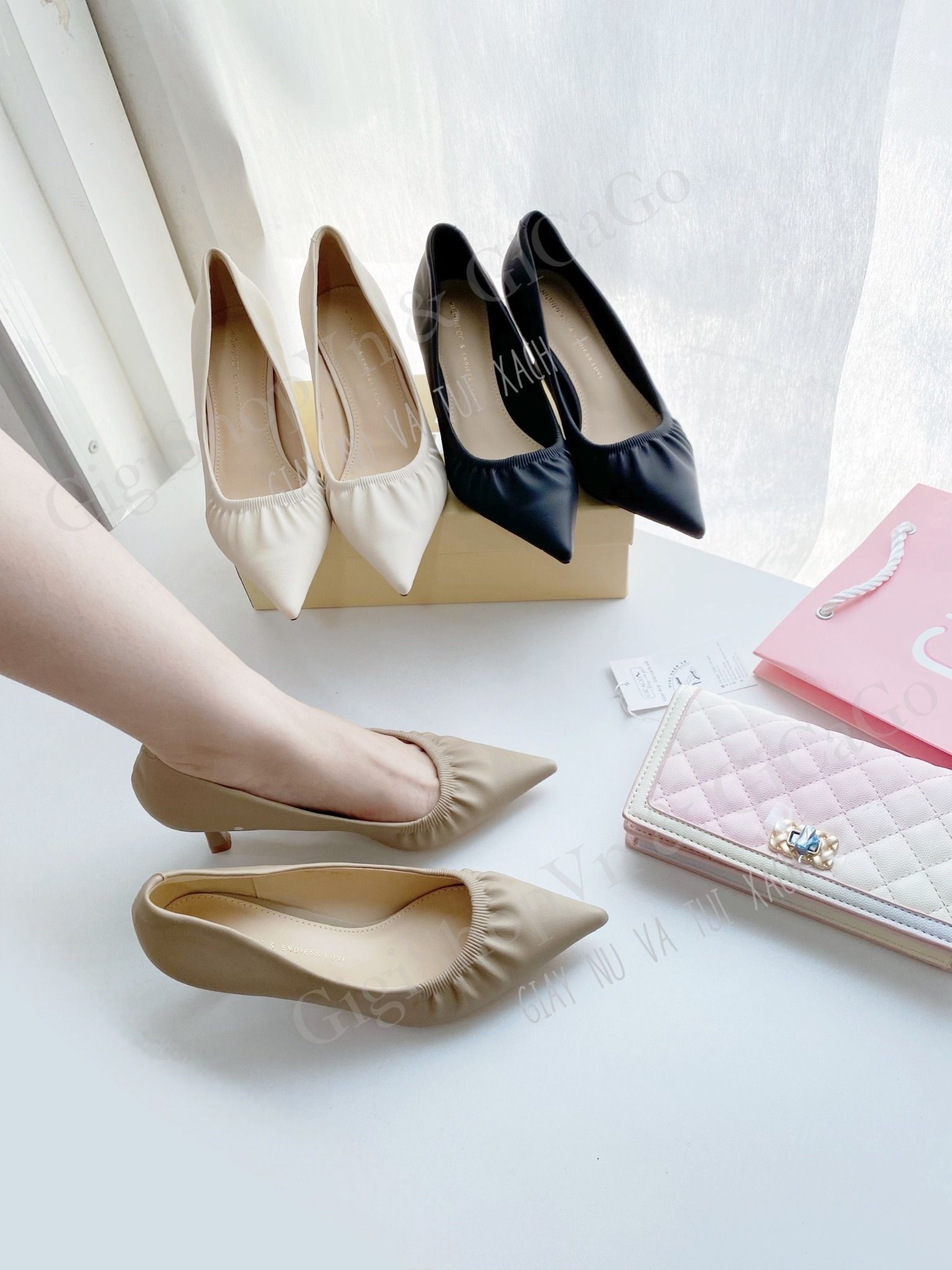 Cao gót nhọn nhúng da trơn C677