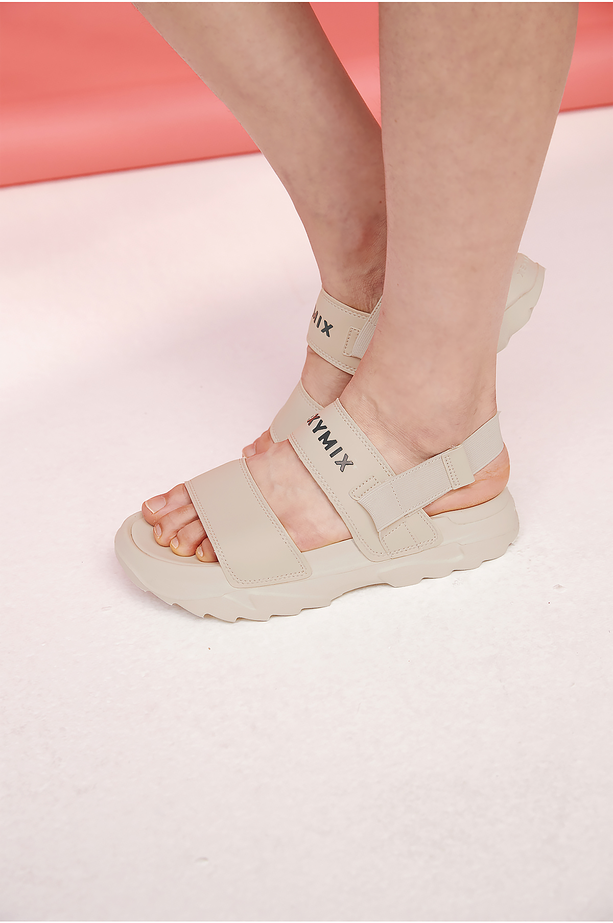  XED223C_Slide & Sandal X-Strap Leather 2 Ways Shoes_Sand Beige 