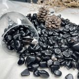  Vụn đá Black Obsidian (đá thuỷ tinh núi lửa), đá thạch anh, đá thanh tẩy bài Tarot, đá phong thuỷ 