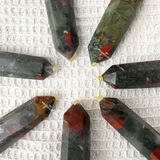  Trụ đá Bloodstone (huyết ngọc) dùng trong năng lượng, Reiki, Tarot, phong thủy 