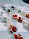  Dây treo đá thạch anh thô 7 luân xa kèm thanh Selenite, đá thanh tẩy, reiki 