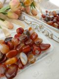  Tumbled viên đá thanh tẩy Carnelian mã não đỏ tự nhiên thúc đẩy năng lượng sống, sự mạnh mẽ và quyết liệt của bản thân 
