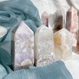  Trụ đá thạch anh Druzy Blossom Agate (Thạch anh mã não hoa anh đào) 
