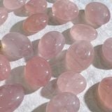  (HIGH QUALITY) Đá thạch anh Hồng (Palm Rose Quartz), hỗ trợ luân xa 4, tình yêu thương, đá phong thuỷ, Tarot, thiền định 