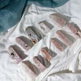  Trụ đá thạch anh Druzy Blossom Agate (Thạch anh mã não hoa anh đào) 