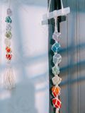  Dây treo đá thạch anh thô 7 luân xa kèm thanh Selenite, đá thanh tẩy, reiki 