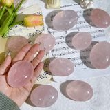  (HIGH QUALITY) Đá thạch anh Hồng (Palm Rose Quartz), hỗ trợ luân xa 4, tình yêu thương, đá phong thuỷ, Tarot, thiền định 